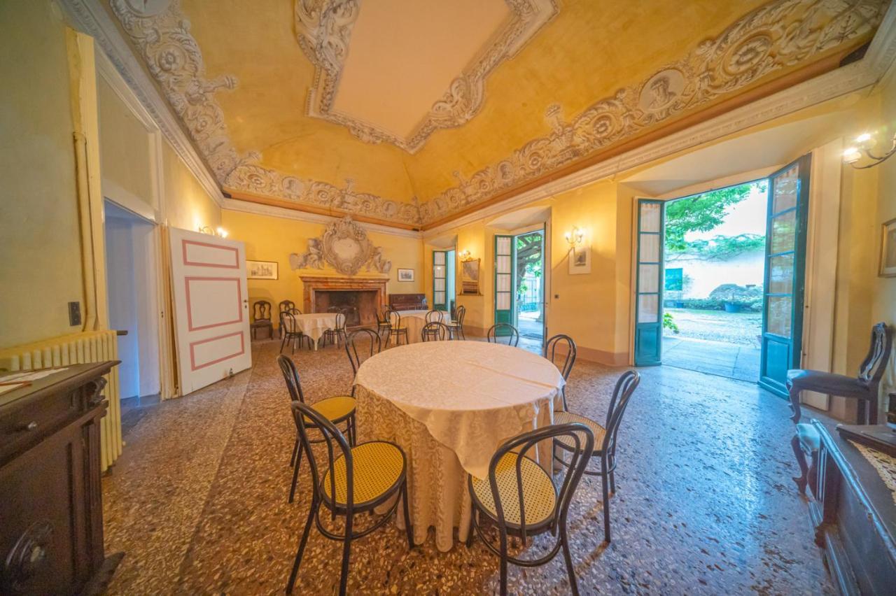 Bed and Breakfast Palazzo Ronchelli Brinzio Exterior foto