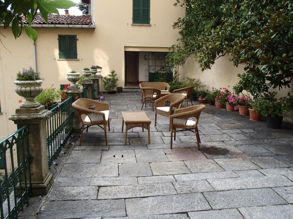 Bed and Breakfast Palazzo Ronchelli Brinzio Exterior foto