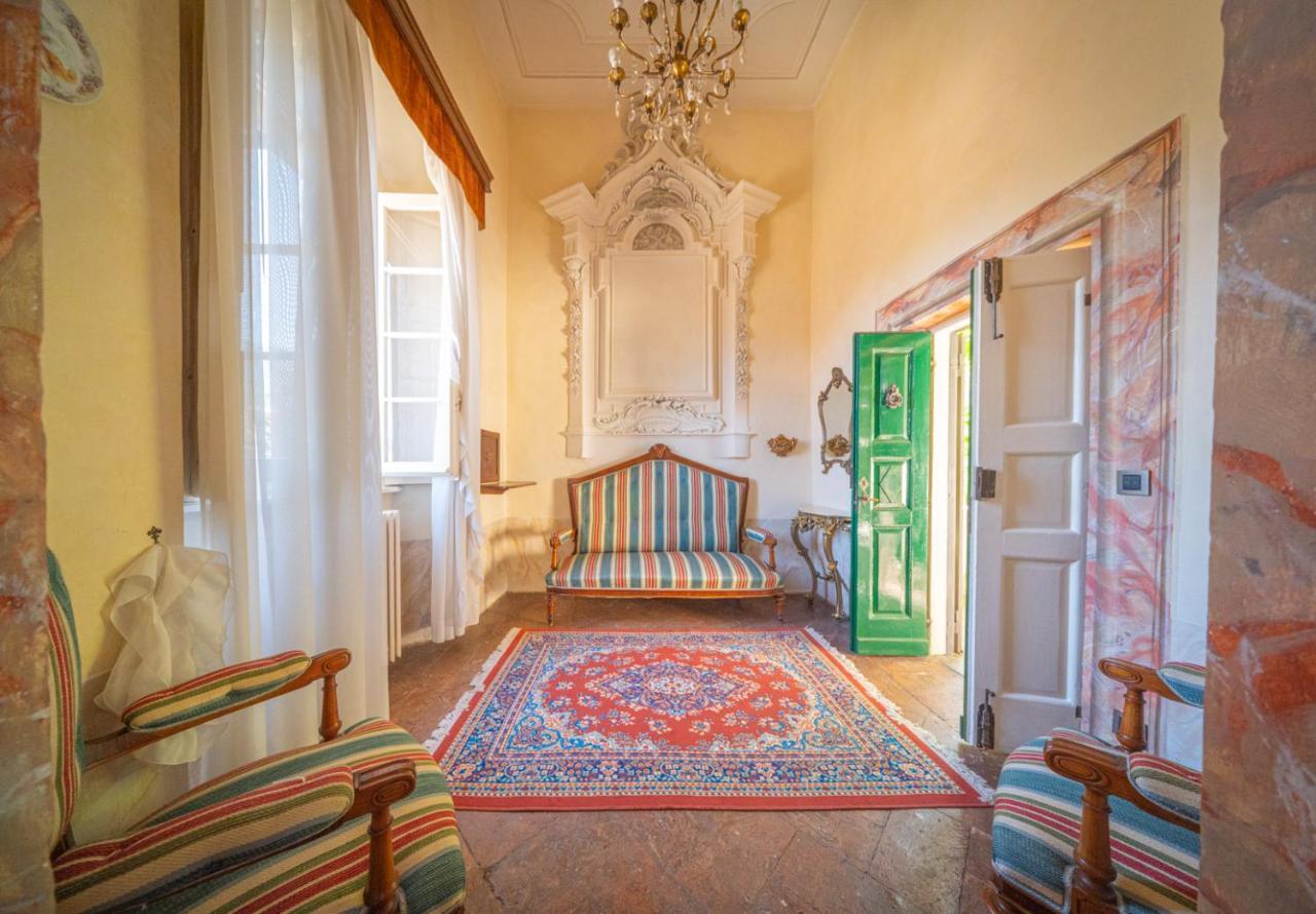 Bed and Breakfast Palazzo Ronchelli Brinzio Exterior foto