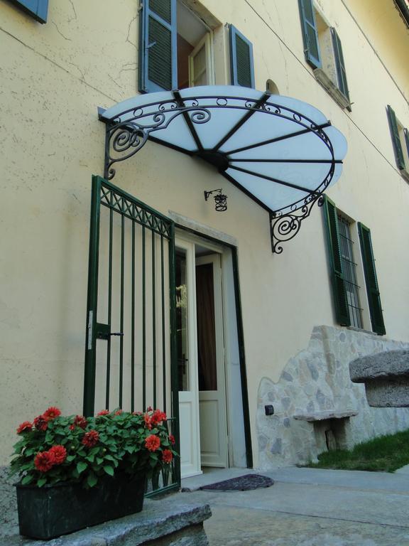 Bed and Breakfast Palazzo Ronchelli Brinzio Exterior foto